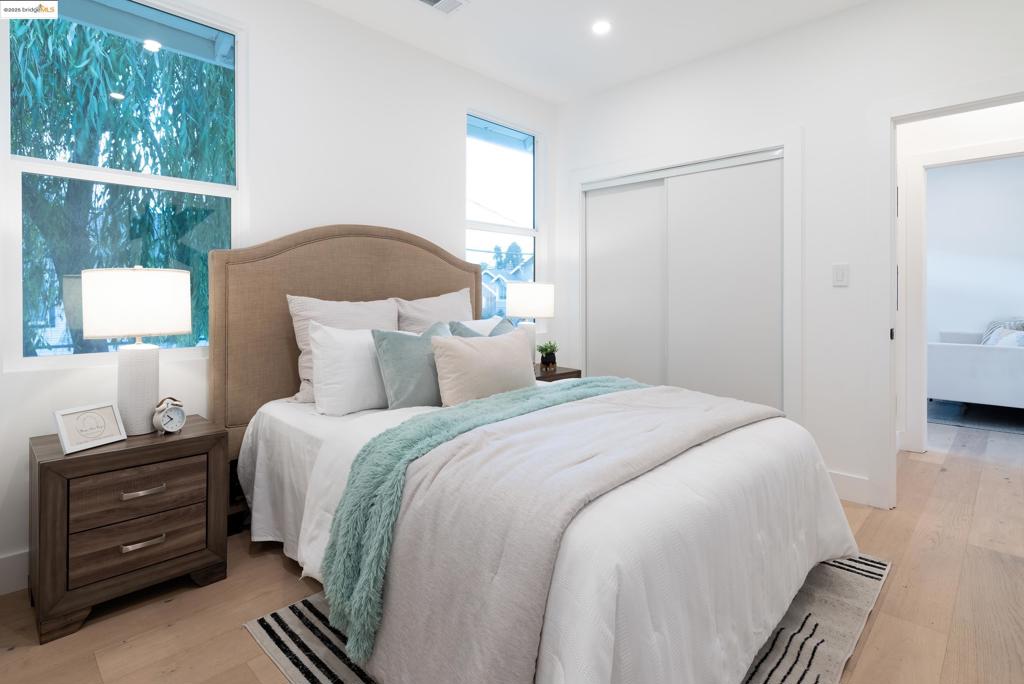 GOLDEN GATE - Residential