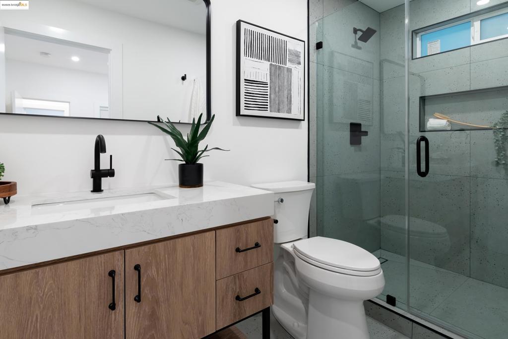 GOLDEN GATE - Residential