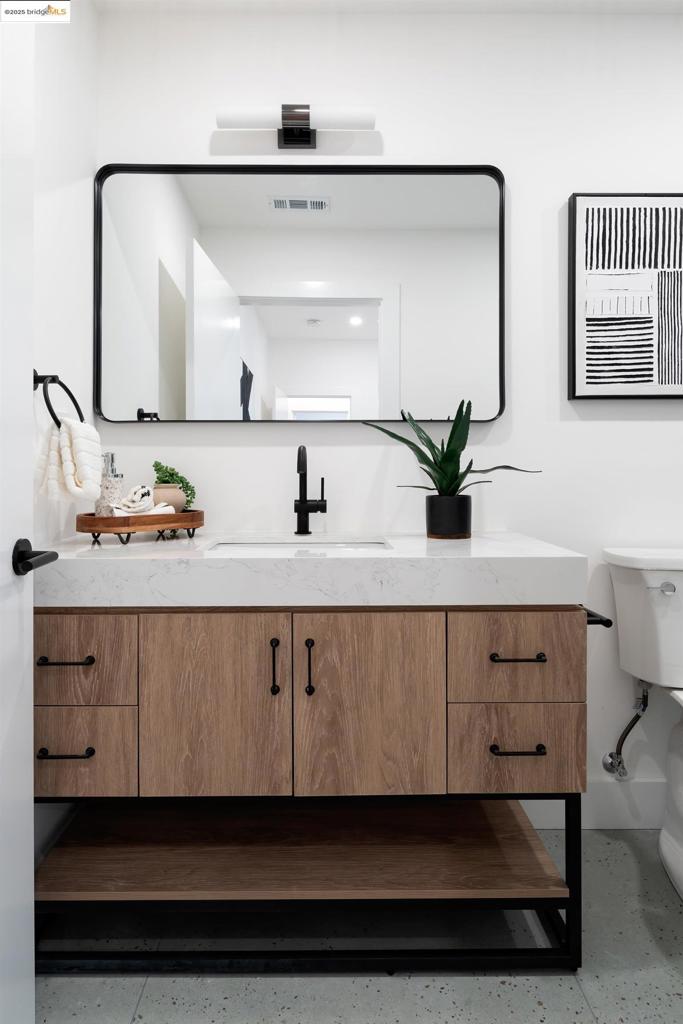 GOLDEN GATE - Residential