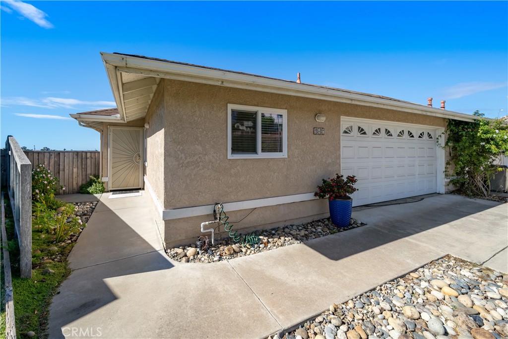 747 Vista Pacifica Circle