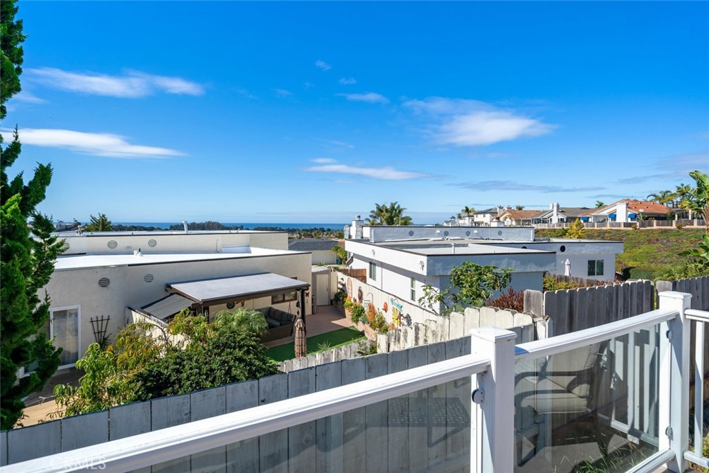 747 Vista Pacifica Circle