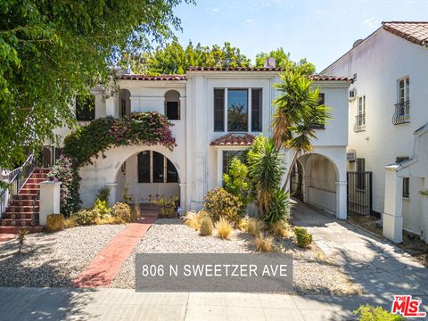 Photo of 806 N Sweetzer Avenue, West Hollywood, CA 90069 (MLS # 26670563)