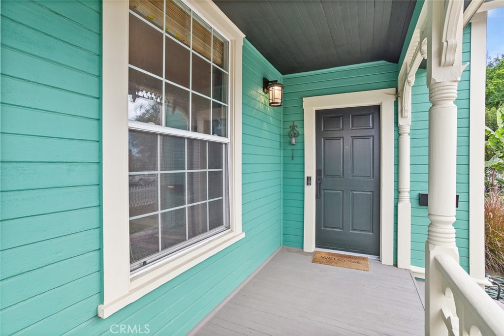 402 S Olive