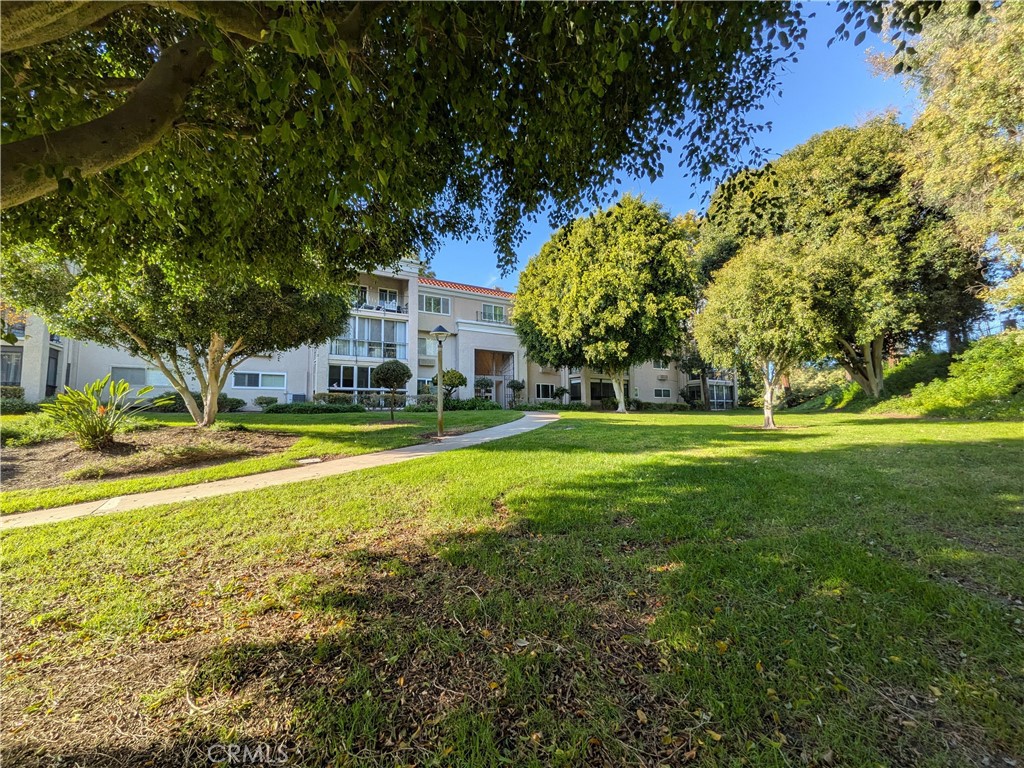 5499 Paseo Del Lago W 3C