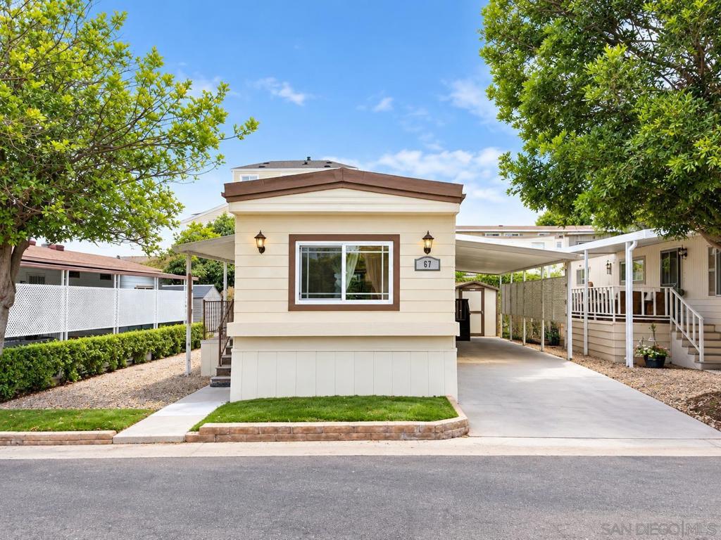 121 Orange Ave
