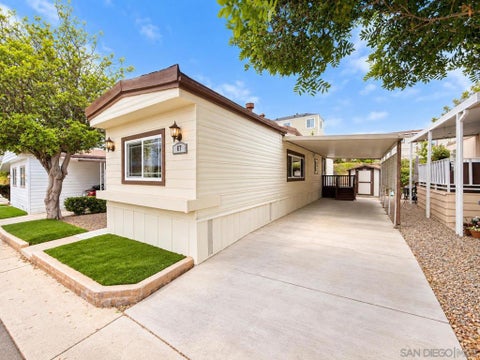Photo of 121 Orange Ave AVE, Chula Vista, CA 91911 (MLS # 260022902SD)