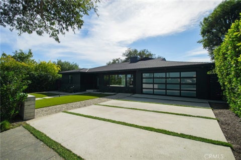 Photo of 705 Rim RD, Pasadena, CA 91107 (MLS # CV26146904)