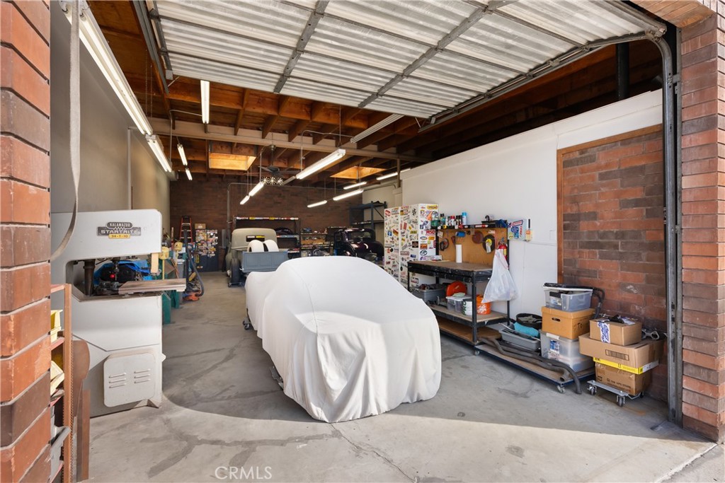 17722 Metzler Lane 3