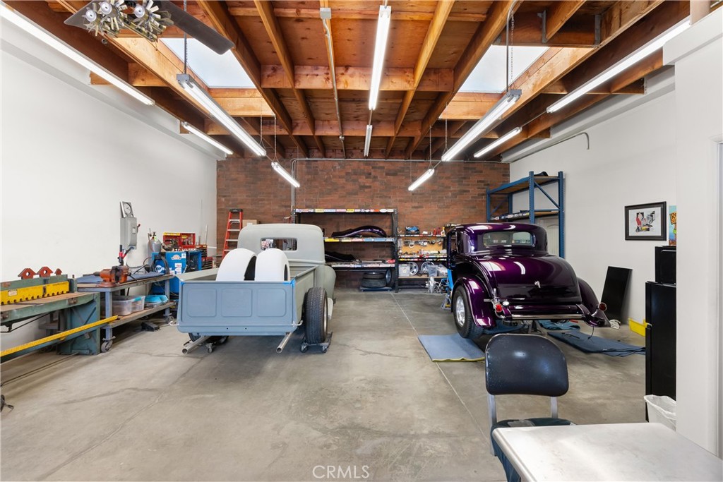 17722 Metzler Lane 3