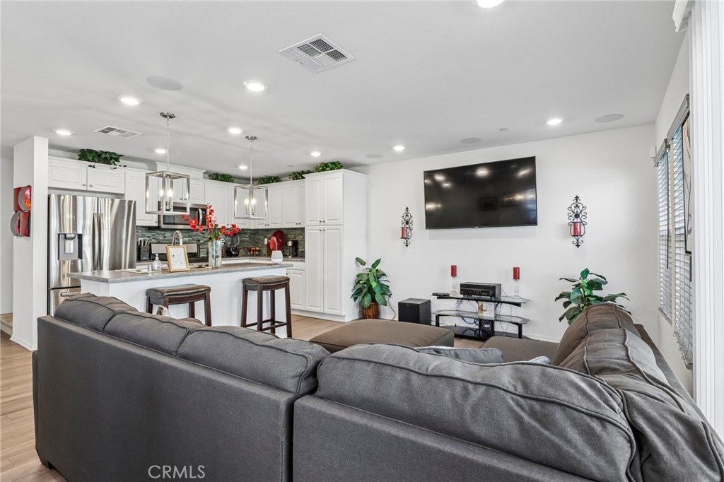 7155 Citrus Avenue 355