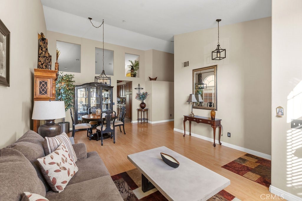 16384 Brancusi Lane