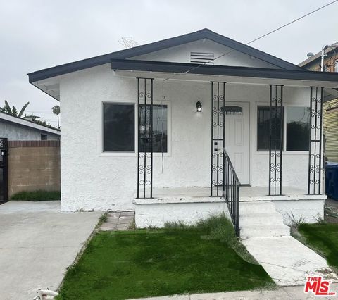 Photo of 9607 Evers Avenue, Los Angeles, CA 90002 (MLS # 26842901)