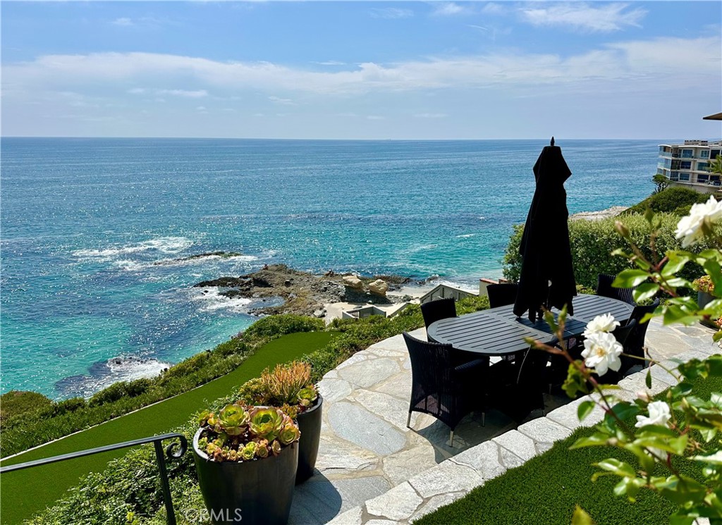 31678 Seacove Drive, Laguna Beach CA 92651 - Photo 36