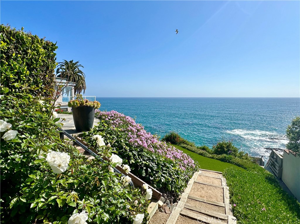 31678 Seacove Drive, Laguna Beach CA 92651 - Photo 41