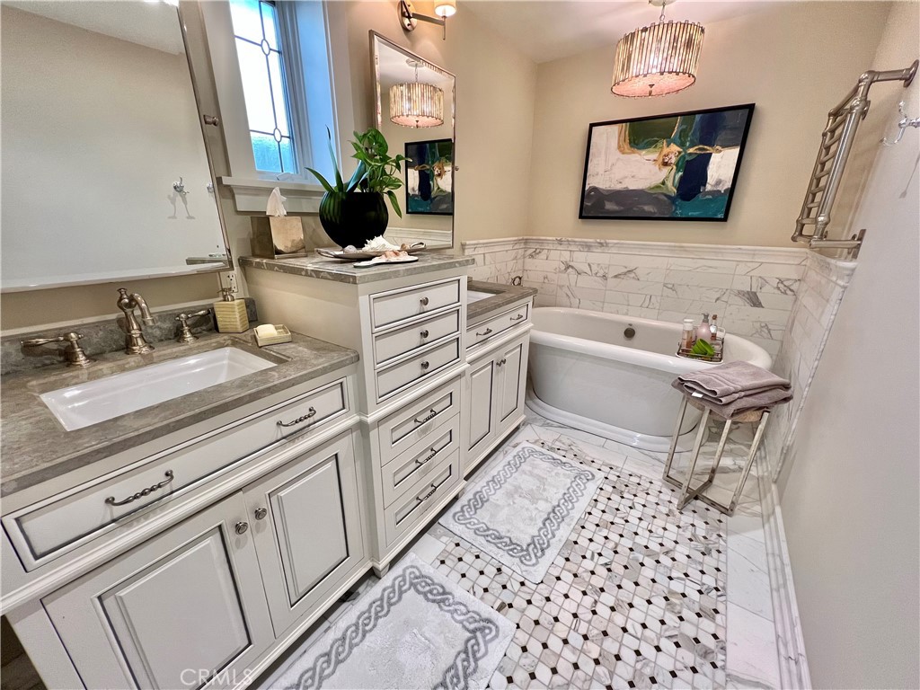 31678 Seacove Drive, Laguna Beach CA 92651 - Photo 24