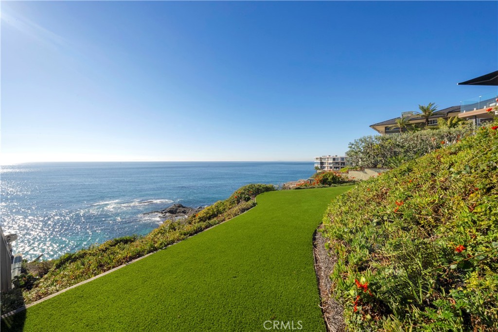 31678 Seacove Drive, Laguna Beach CA 92651 - Photo 48