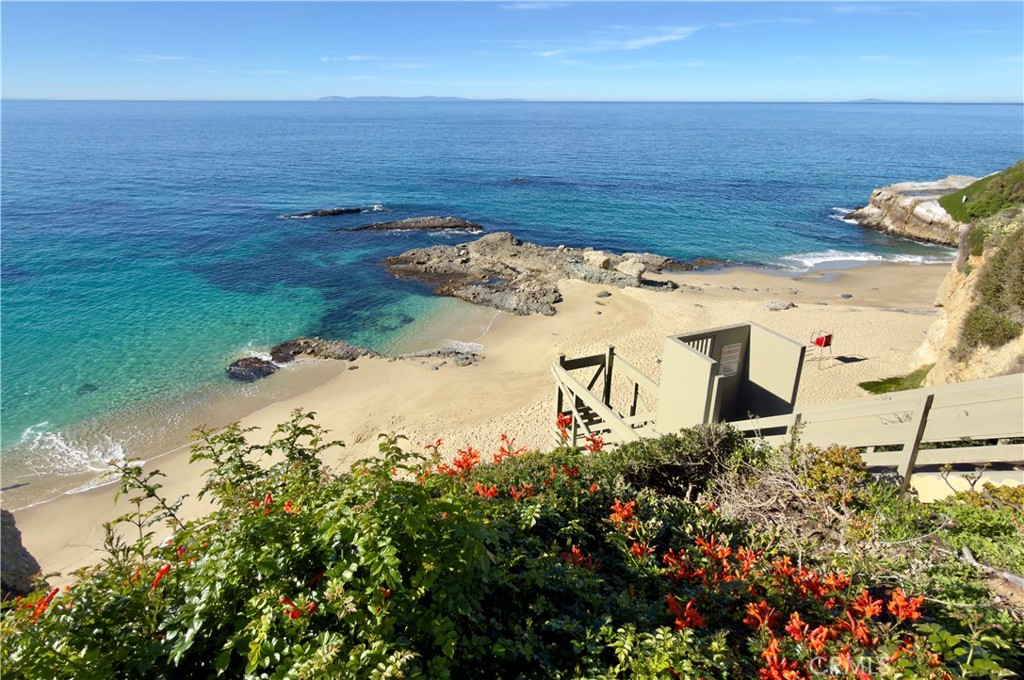 31678 Seacove Drive, Laguna Beach CA 92651 - Photo 6