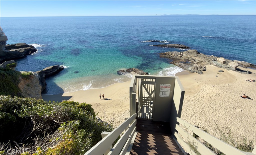 31678 Seacove Drive, Laguna Beach CA 92651 - Photo 49