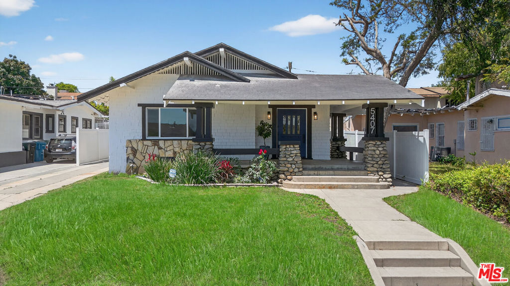 Fully Remodeled Gem in Park Hills Heights! This stunning 1,901 sq ft home seamlessly blends 1900s charm with fully renovated modern upgrades, offering the best of both worlds. Fully remodeled, it features original architectural details, exposed beams, new recess lights, new laundy area inside, new central AC, new flooring, and new windows: now paired with contemporary finishes for move-in-ready comfort. KEY FEATURES: 3 bedrooms, 3 bathrooms, 1-car garage; Open & inviting layout with a fireplace in the living room, perfect for cozy nights. Gourmet-updated kitchen and spacious dining area ideal for entertaining. 6,058 sq ft lot with room for outdoor living, gardening, or expansion. Prime Location: Walkable to Crenshaw/LAX Metro Line (easy commute access), Minutes from Windsor Hills/View Park, SoFi Stadium, The Forum, Intuit Dome, Culver City, DTLA & Playa Vista. Why You'll Love It: Turnkey condition, no renovation needed, just move in and enjoy! Historic charm meets modern luxury a rare combination. Strong investment potential in a rapidly growing area. Don't miss this flawless blend of classic elegance and today's comforts!