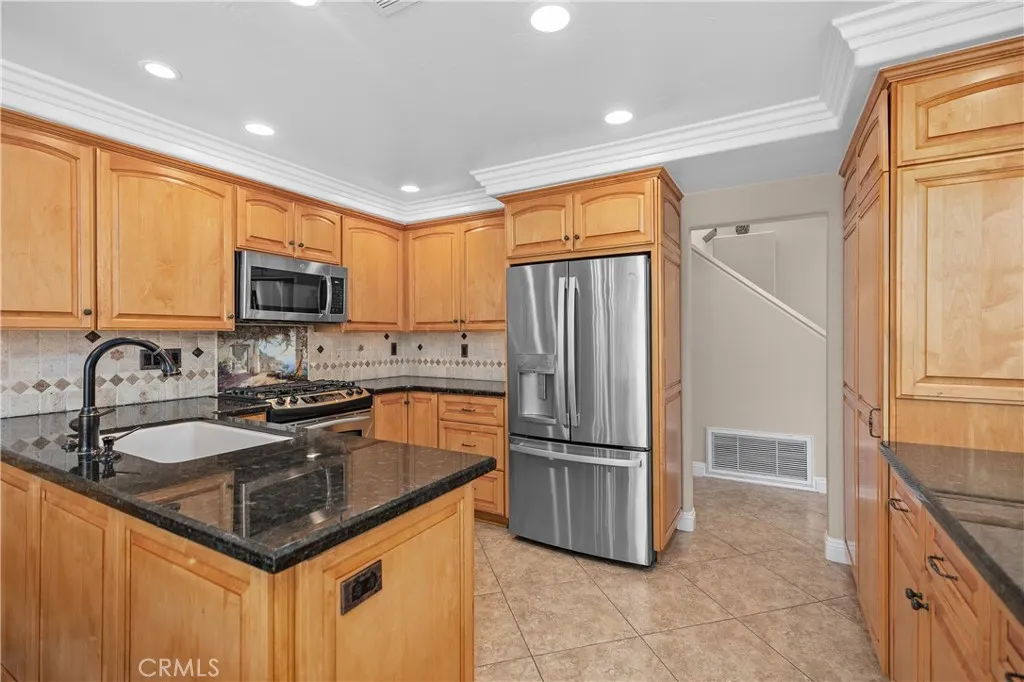 Laguna Niguel, California 92677, United States, 3 Bedrooms Bedrooms, ,3 BathroomsBathrooms,Residential,Pending,183409