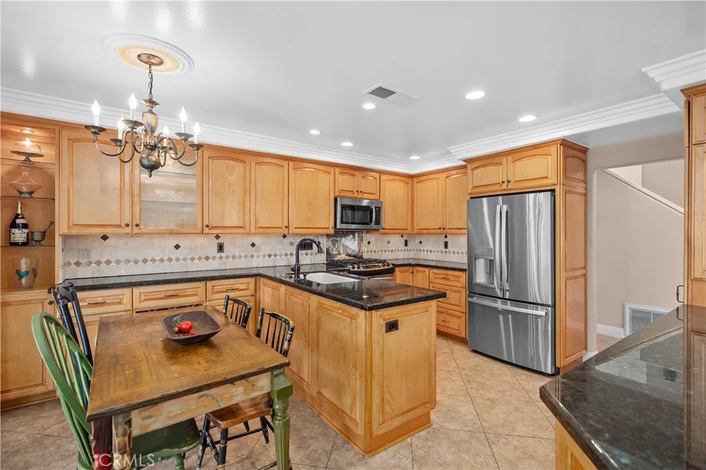 Laguna Niguel, California 92677, United States, 3 Bedrooms Bedrooms, ,3 BathroomsBathrooms,Residential,Pending,183409