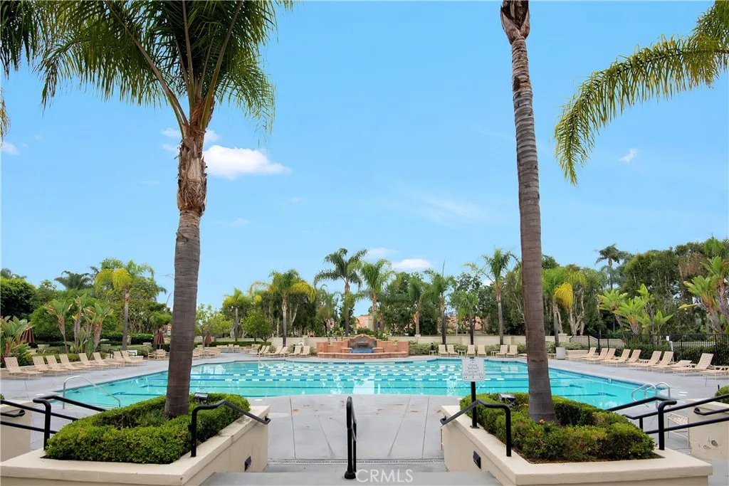 Laguna Niguel, California 92677, United States, 3 Bedrooms Bedrooms, ,3 BathroomsBathrooms,Residential,Pending,183409