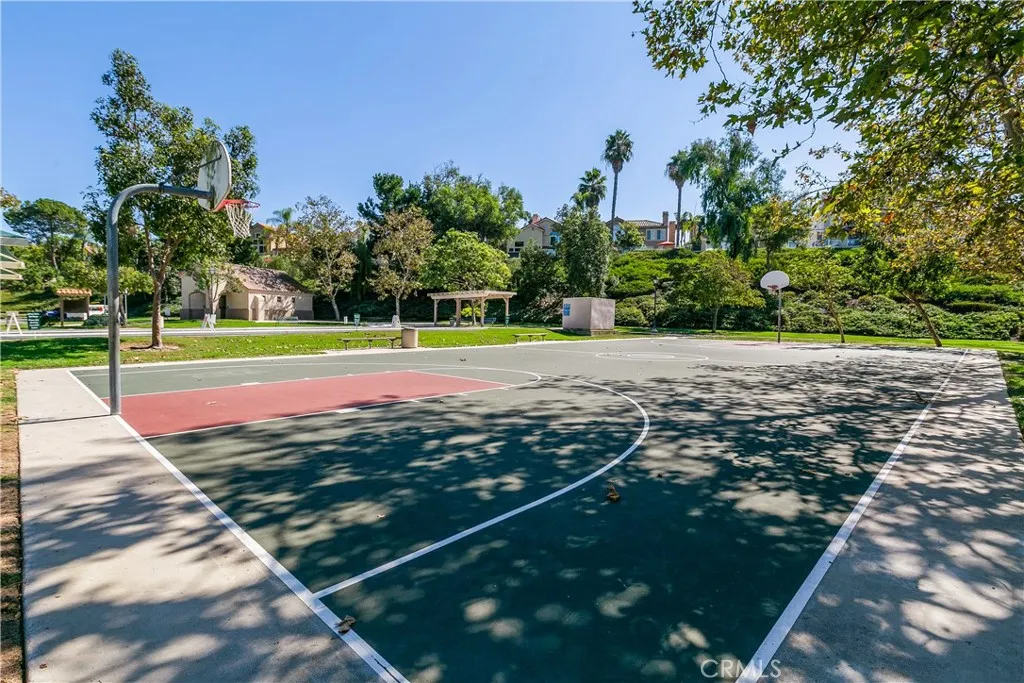 Laguna Niguel, California 92677, United States, 3 Bedrooms Bedrooms, ,3 BathroomsBathrooms,Residential,Pending,183409