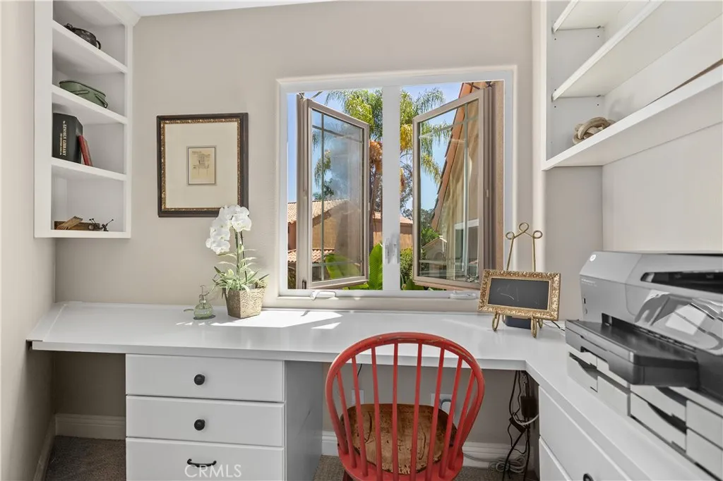 Laguna Niguel, California 92677, United States, 3 Bedrooms Bedrooms, ,3 BathroomsBathrooms,Residential,Pending,183409