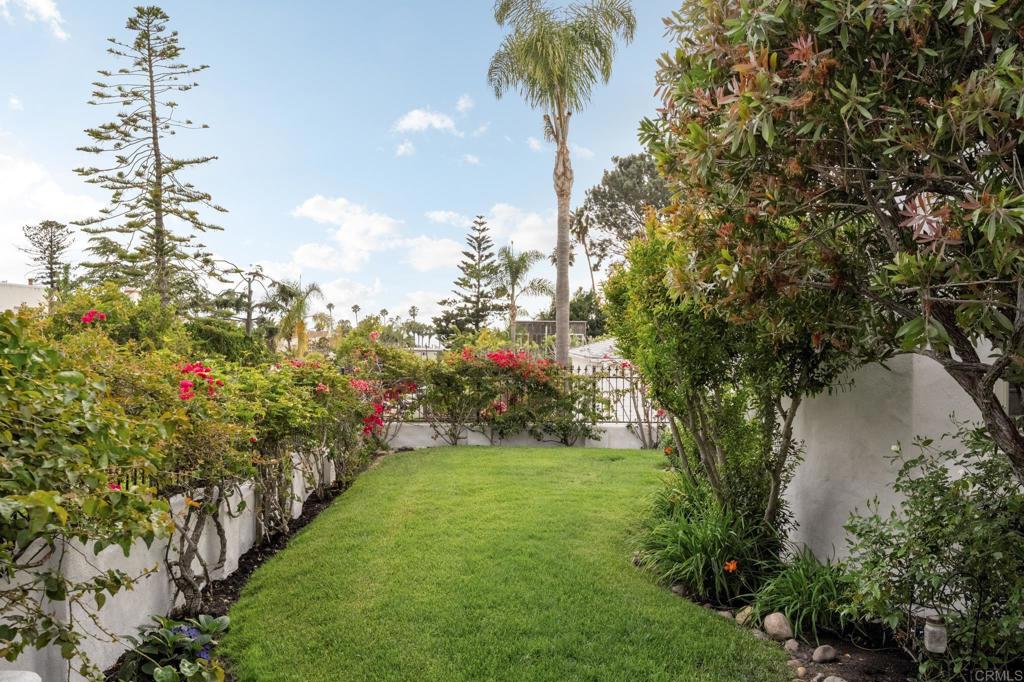654 Bonair Place