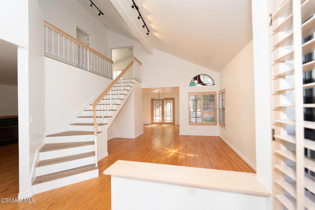 3831 Cottonwood Grove Trail