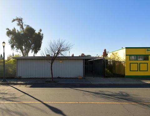 Photo of 10329 Macarthur Blvd, Oakland, CA 94605 (MLS # 41120994)