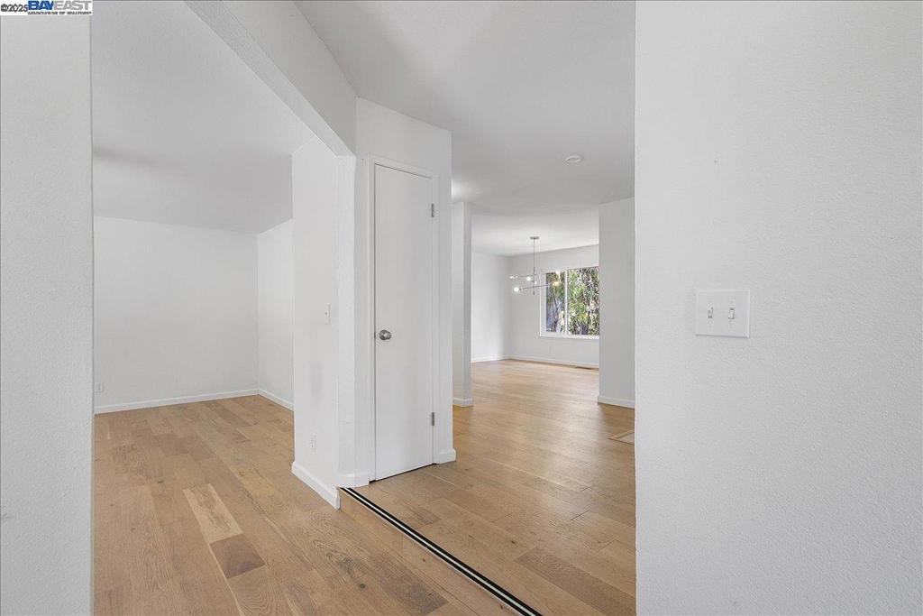 REDWOODHES - Residential Lease