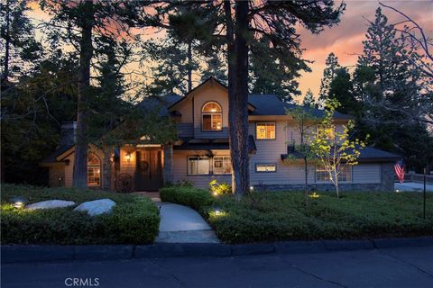 Photo of 355 Cedar Ridge Drive, Lake Arrowhead, CA 92352 (MLS # IG26079484)