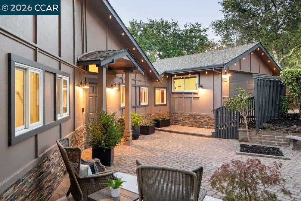 200 Longview Ter TER, Orinda CA 94563