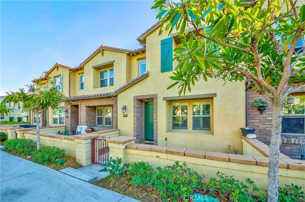 La Floresta - Residential Lease