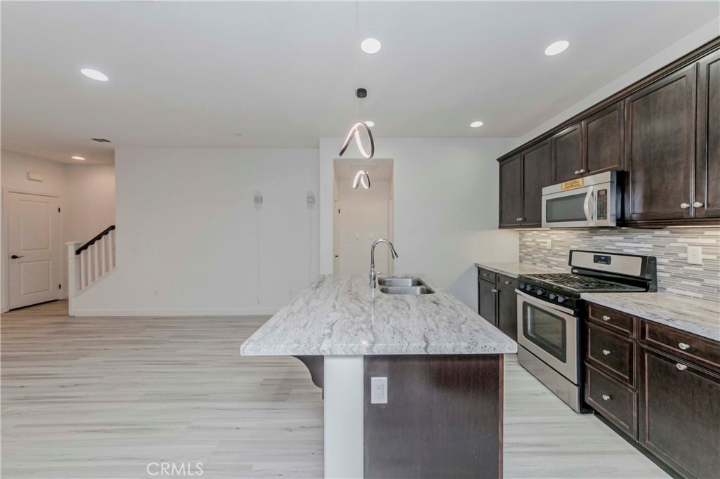 La Floresta - Residential Lease