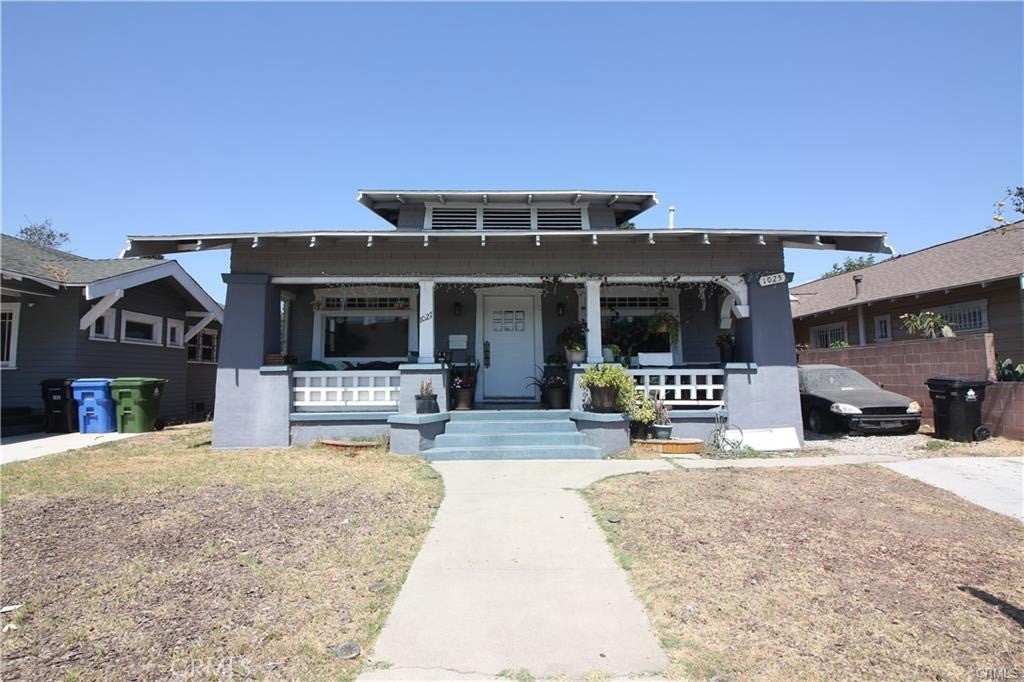 1027 W 46th Street