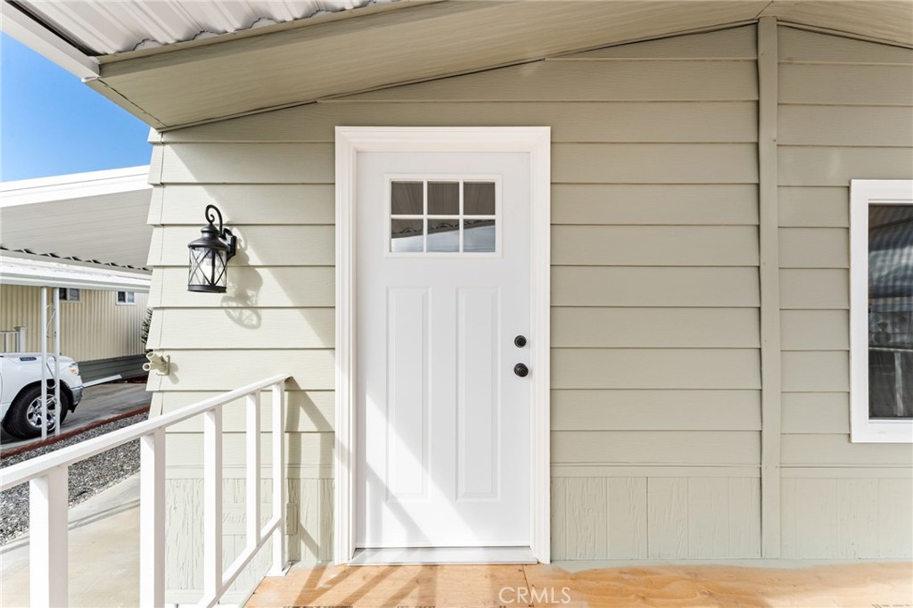 200 W San Bernardino Avenue 19