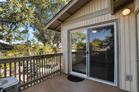 Tiny photo for 157 Nautical Ct CT, Vallejo, CA 94591 (MLS # 41151270)