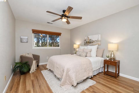 Tiny photo for 157 Nautical Ct CT, Vallejo, CA 94591 (MLS # 41151270)