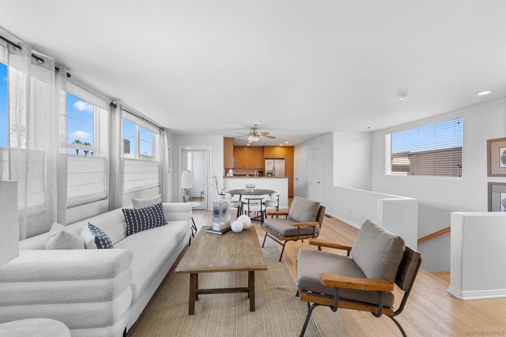 924 Hornblend St 311