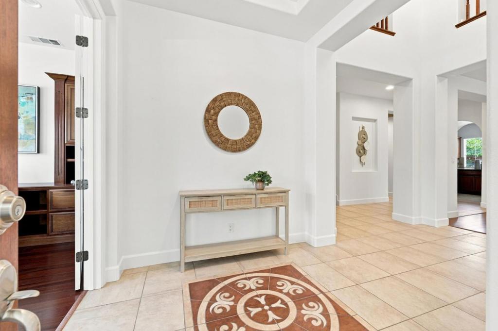 115 Macedon Court