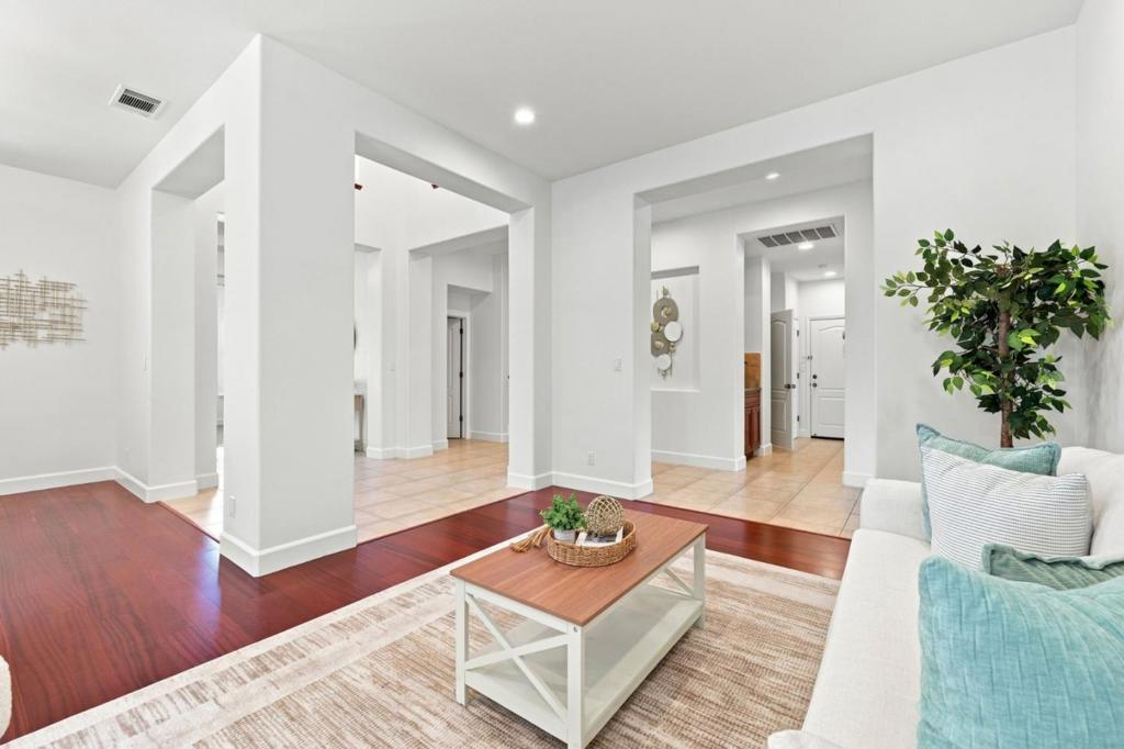 115 Macedon Court