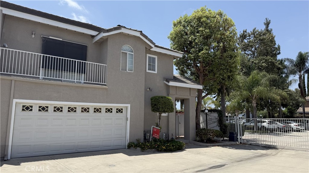 13442 Flower Street 15