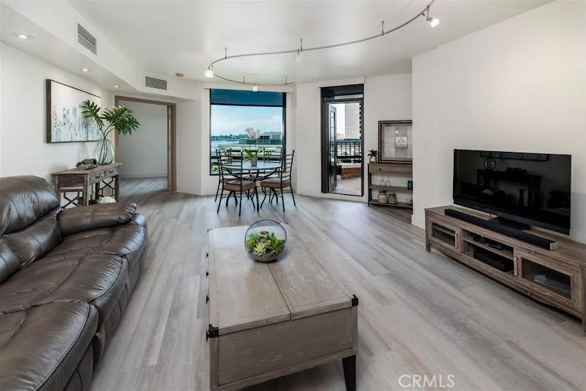 500 W Harbor Drive 908