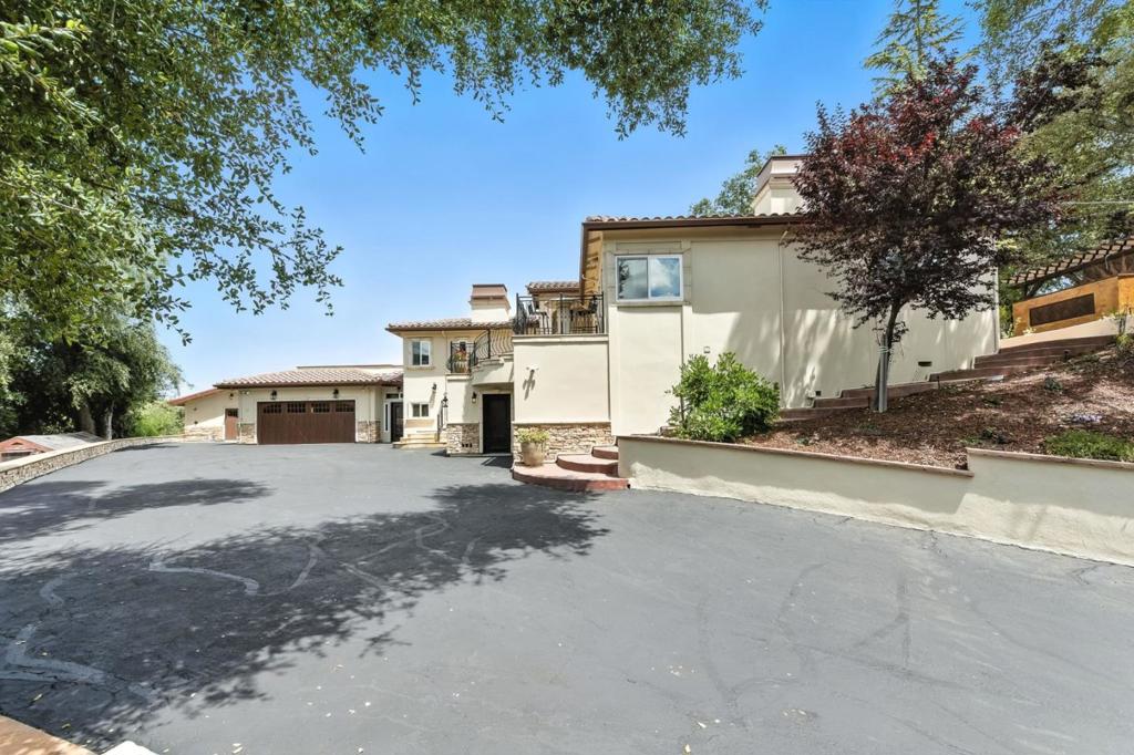 18702 Bear Creek Road