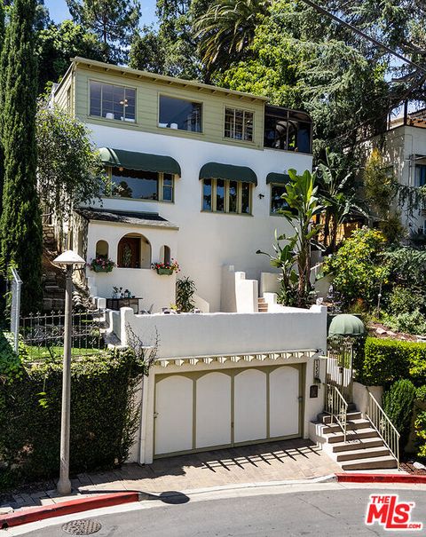 Photo of 1355 Columbia Drive, Glendale, CA 91205 (MLS # 26784445)