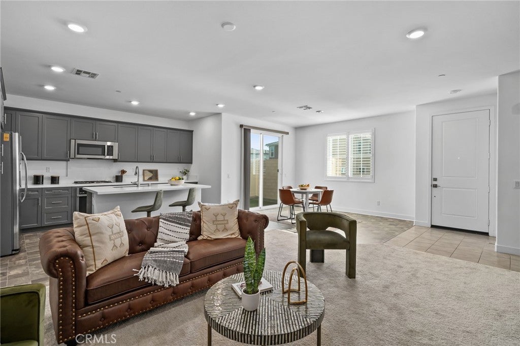 810 Enchanted Hideaway