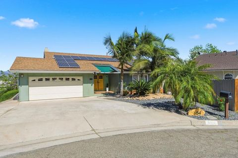 Photo of 654 Schafer Place Pl, Escondido, CA 92025 (MLS # 260009674SD)