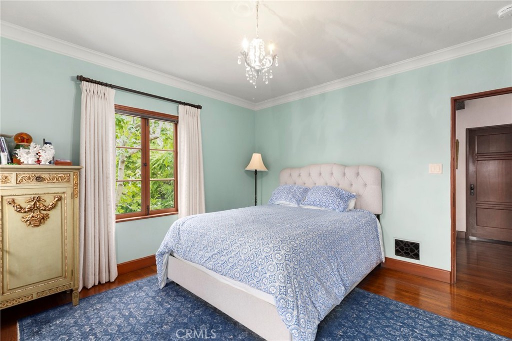 Floral Park - Residential
